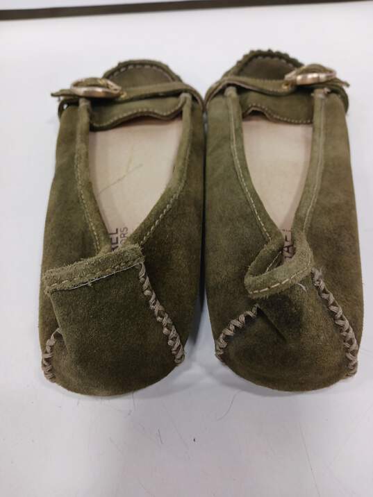 Michael Kors Green Suede Slippers Size 8.5 image number 4