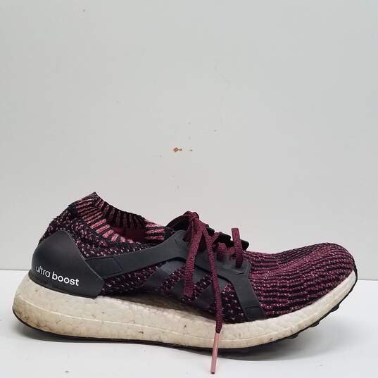 Adidas Red Ultra Boost Running and Cross-Fit Men's s.9.5 image number 1