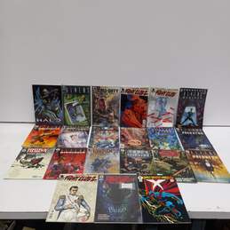 Bundle of 21 Assorted Dark Horse Comic Books