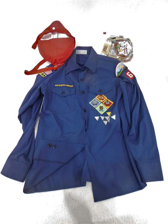 Assorted Vintage Boy Scouts Cub Scouts Memorabilia Uniform Canteen Patches image number 1