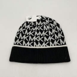 NWT Womens Black White Knitted Signature Print Beanie Hat One Size