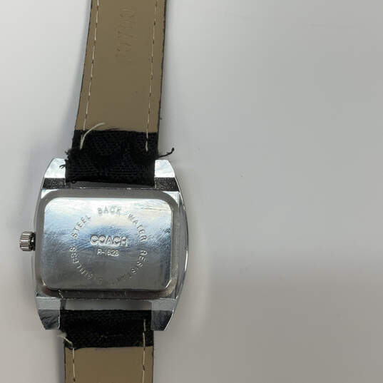 Designer Coach R-1628 Silver-Tone Dial Stainless Steel Analog Wristwatch image number 3