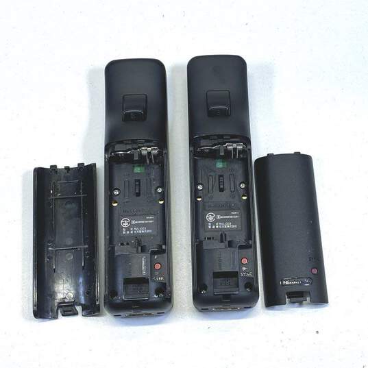 Set Of 2 Nintendo Wii Remotes- Black image number 4