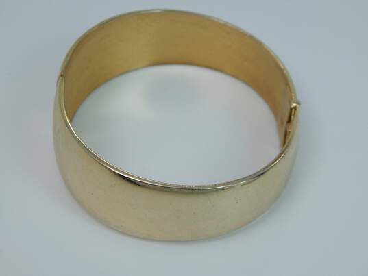 Vintage Whiting & Davis Gold Tone Hinged Bracelet 39.1g image number 3