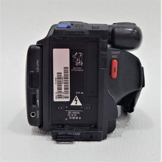 Panasonic PalmSight PV-L557 VHS-C Handheld Video Camera W/ Manuals & Accessories & Ninoka NK-700 W/ 50mm Lens image number 12
