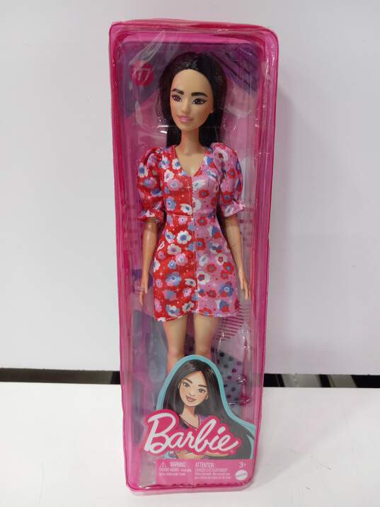 Bundle of 3 Assorted Barbie Dolls image number 2
