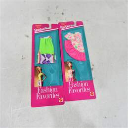 Lot Of 4 Barbie Fashion Favorites  Outfits alternative image