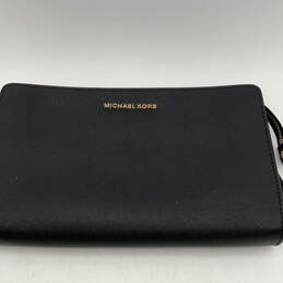 Womens Black Leather Adjustable Strap Inner Pockets Zipper Crossbody Bag