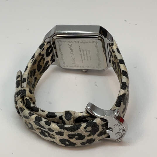 Designer Betsey Johnson Leopard Print Adjustable Strap Analog Wristwatch image number 4