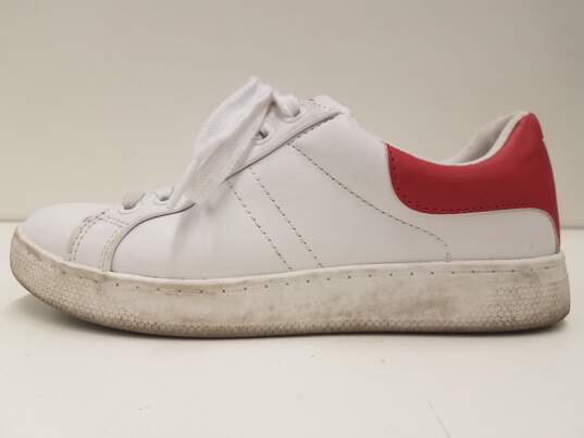 GUESS Gfrilynn White Lace Up Low Top[ Sneakers Women's Size 6 M image number 2