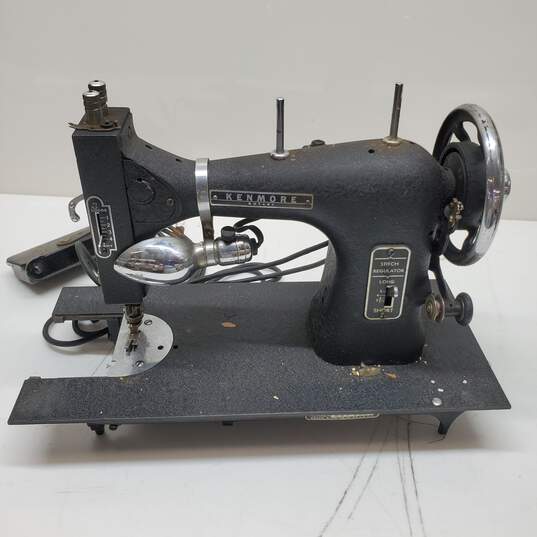 Kenmore Rotary Sewing Machine Model 117.119 for Parts/Repair image number 4
