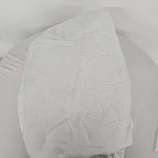 White Mattress Protector image number 1