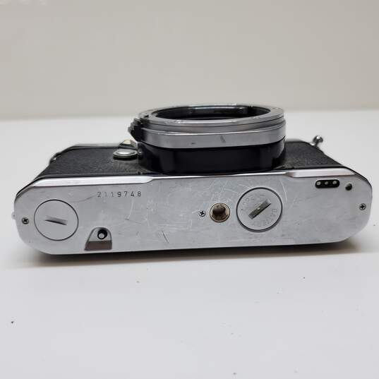 Pentax ME Super 35mm SLR Film Camera Body Only For Parts/Repair image number 5