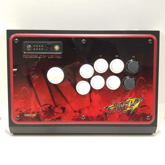 Mad Catz XBOX 360/PC Street Fighter IV Fightstick Tournament Edition image number 2