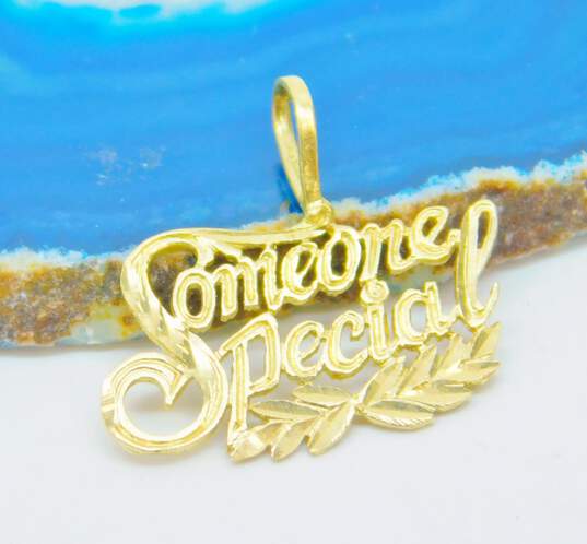 14K Gold Someone Special & I Love You Mom Etched Pendants Variety 1.4g image number 2