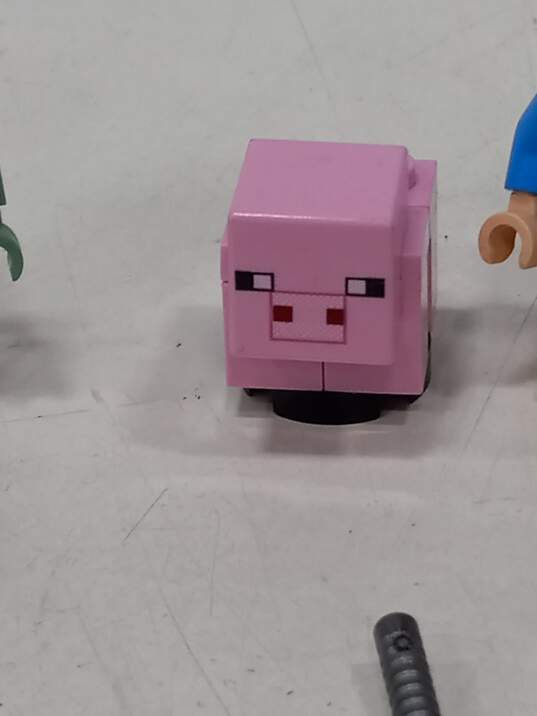 21pc Bundle of Assorted Lego Minecraft Minifigures image number 4