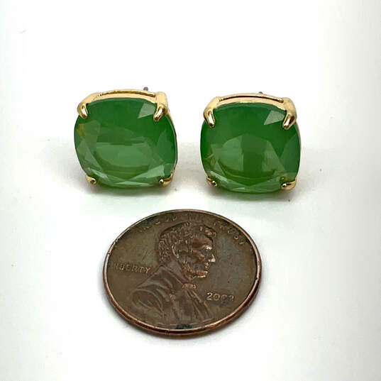 Designer Kate Spade Gold-Tone Green Crystal Small Square Stud Earrings image number 3