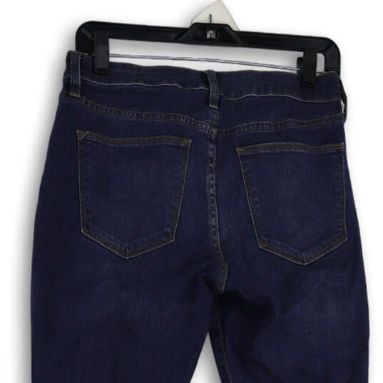 Womens Blue Denim Distressed Dark Wash Pockets Skinny Leg Jeans Size 28R image number 4