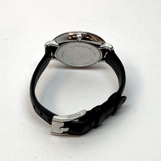 Designer Fossil Black Leather Band Round Shape Analog Quartz Wristwatch image number 2