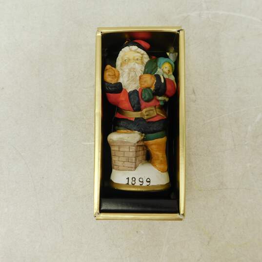 Vintage Memories Of Santa Holiday Christmas Ornaments IOB image number 8