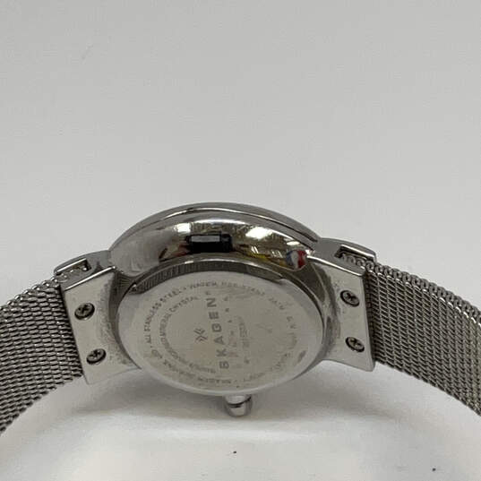 Designer Skagen Denmark Silver-Tone White Round Dial Analog Wristwatch image number 4