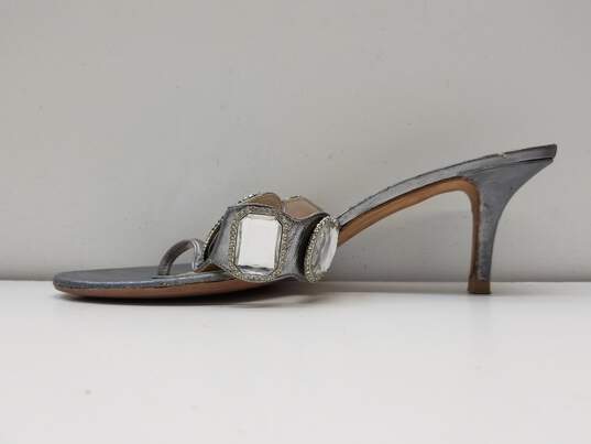 Christian Dior Grey Slip On Sandal Size 7.5 (Authenticated) image number 2