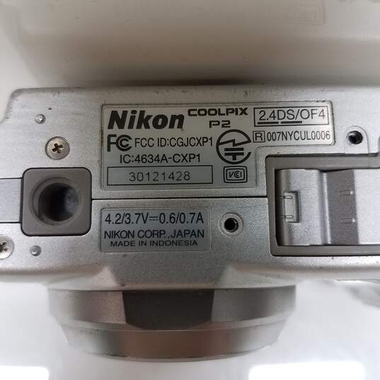 Nikon Coolpix P2 Digital Camera 5.1 MP 3.5x Optical Zoom Silver image number 6