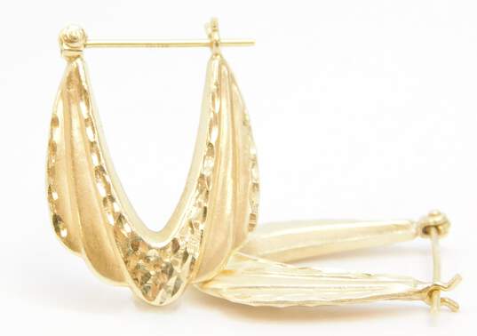 14K Yellow Gold Textured Hoop Earrings 2.1g image number 2