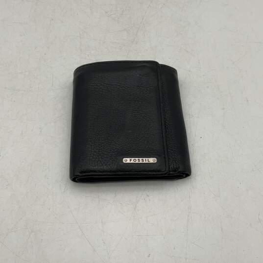 Fossil Mens Black Leather Card Holder Multiple Slip Pocket Trifold Wallet image number 1