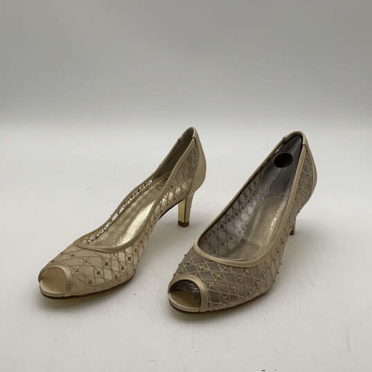 Womens Beige Rhinestone Padded Jamie Peep Toe Kitten Pump Heels Size 8 M image number 4
