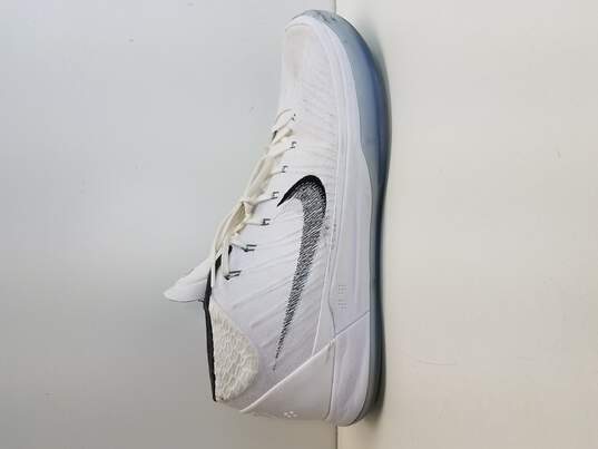 Nike Kobe A.D White Size 17 Authenticated image number 1