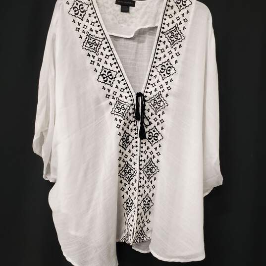 Steve Madden White Butterfly Blouse OS image number 3