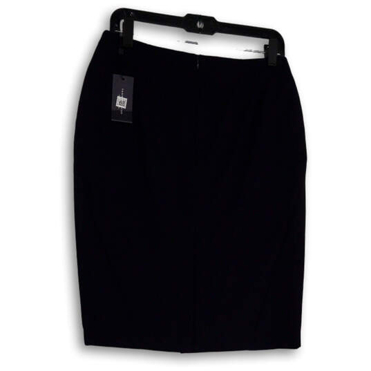 NWT Womens Black Flat Front Pockets Back Zip Straight & Pencil Skirt Size 6 image number 1