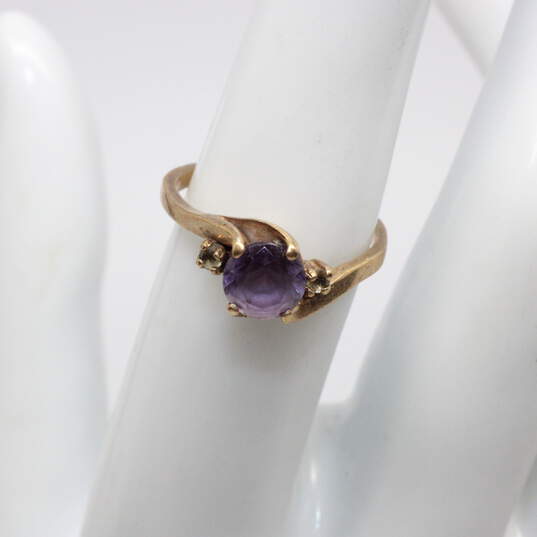 10K Yellow Gold Purple Sapphire CZ Accent Ring Size 5.75 - 2.1g image number 2