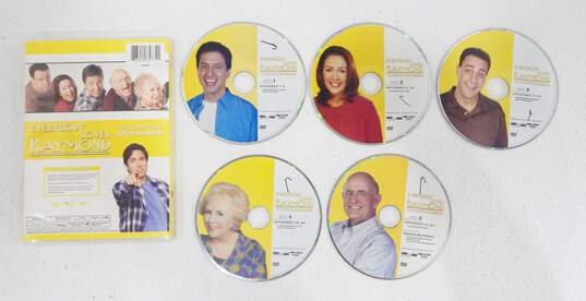 Everybody Loves Raymond - The Complete Nine Seasons DVD Box Set image number 7