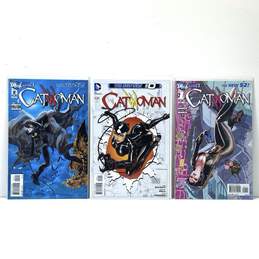 DC Catwoman Comic Books alternative image