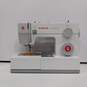 Singer Scholastic 5523 Heavy Duty Sewing Machine NEW In Open Box image number 2