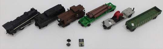 Vintage Lionel Trains O Gauge Locomotive W/ Train Cars Tracks & Transformer image number 3