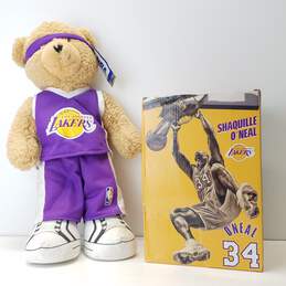 NBA Los Angeles Lakers Shaquille O Neal #34 Exclusive Statue NIB plus Laker bear NWT Bundle