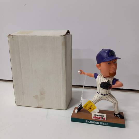 Bundle of Collectible Baseball Bobbleheads And Figures In Box image number 4
