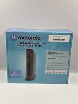 Motorola 16x4 Cable Modem Plus AC1600 686 Mbps Wi-Fi Router Factory Sealed