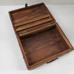 Small Wooden Carrying Case alternative image