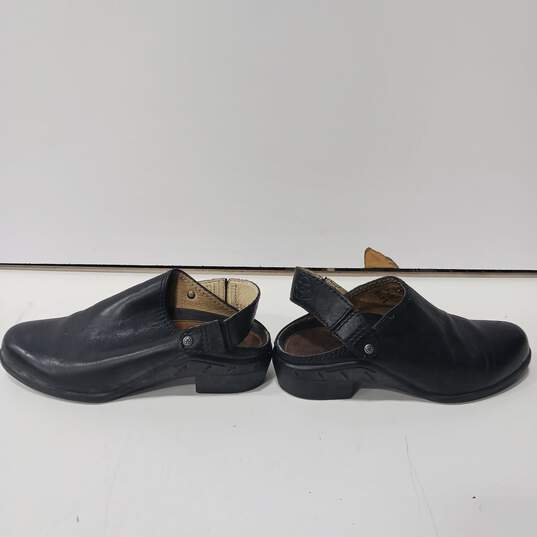 Women's Ariat Black Leather Slingback Shoes Size 7.5B image number 4