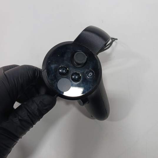 Oculus Black VR Headset IOB image number 3