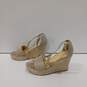 Women's Guess Gwhidy Grey Suede Woven Wedge Sandals Size 11 image number 2