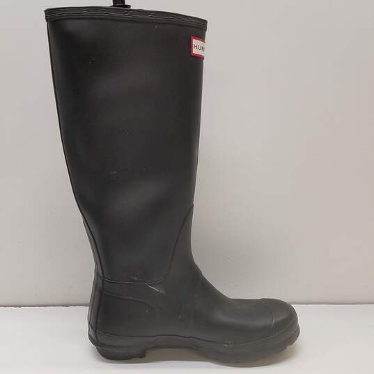 Hunter Women's Tall Black Rain Boots Size. 7 image number 1