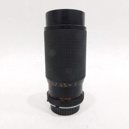 Minolta XG-9 35mm SLR Film Camera w/ 2 Lenses, Flash & Neck Strap image number 16