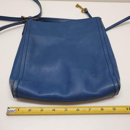 Fossil Crossbody Blue Leather Bag image number 4