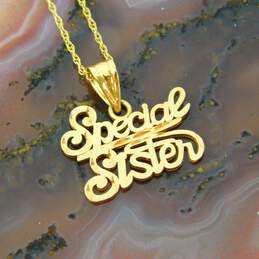 14k Yellow Gold 'Special Sister' Pendant Necklace 1.6g