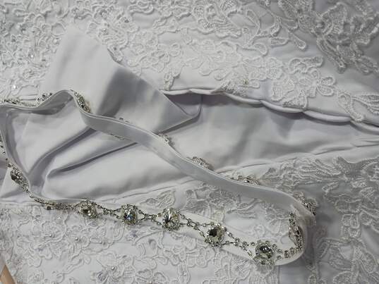 Women's Strapless Sweetheart Lace Mermaid Wedding Dress Sz 4 image number 7